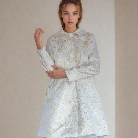 White jacquard short bouton down A line coat