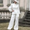 Tailleur blanc pantalon ample femme avec veste à basque