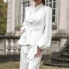 Tailleur blanc pantalon ample femme avec veste à basque