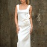 Floor length tube sleeveless wedding dress with square neckline