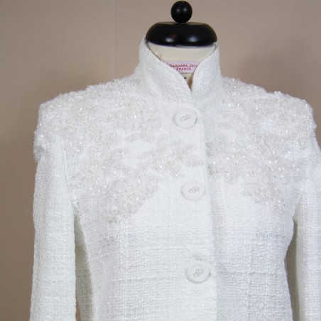 Short white tweed cropped jacket with officer collar, made in France